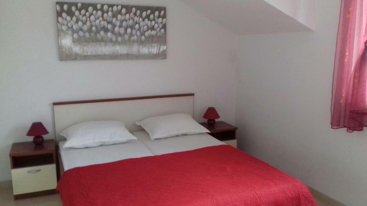 Apartment Vucica Sevid Εξωτερικό φωτογραφία