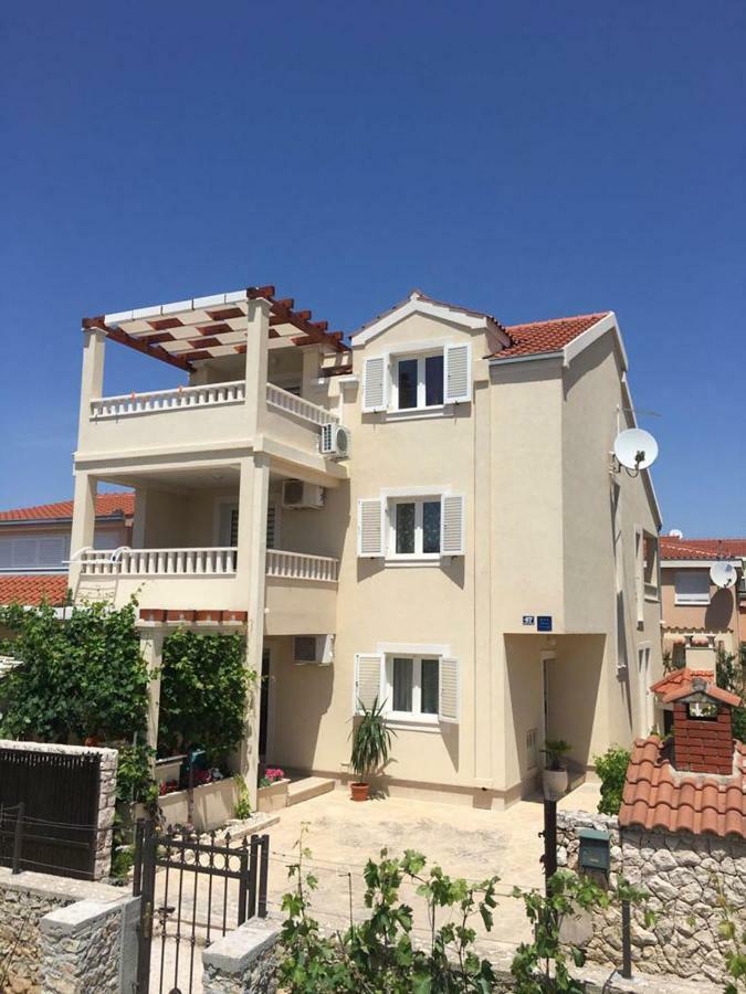 Apartment Vucica Sevid Εξωτερικό φωτογραφία